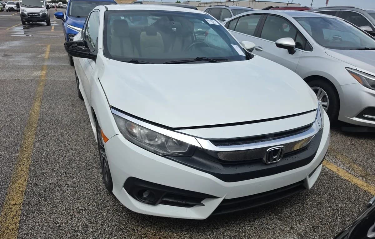 2018 HONDA CIVIC EX-T 3