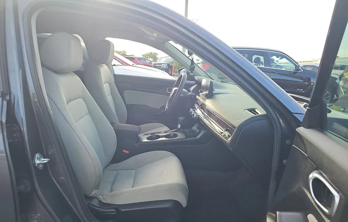 2024 HONDA CIVIC LX 5