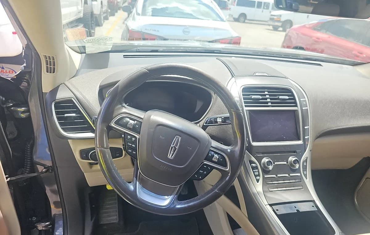 2019 LINCOLN NAUTILUS Select 7