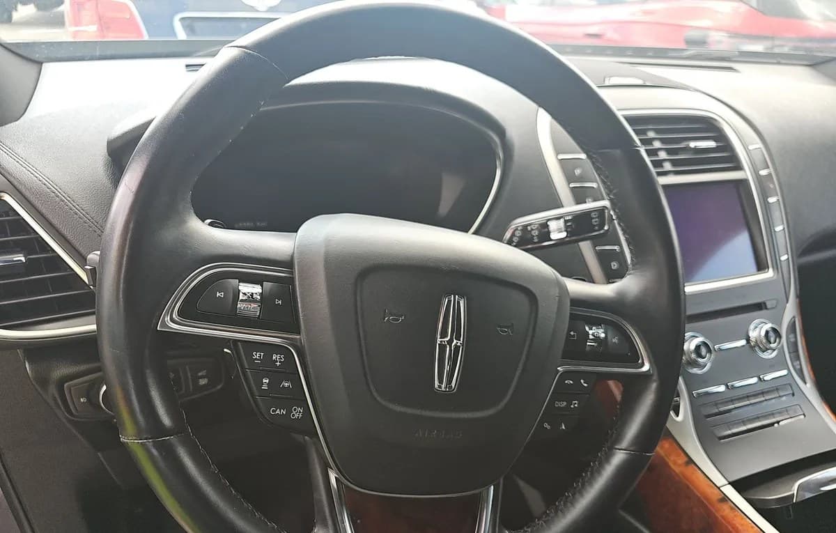 2020 LINCOLN NAUTILUS RESERVE 7