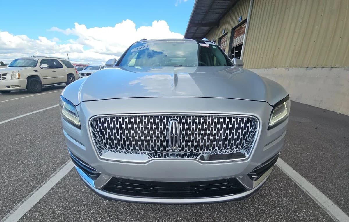 2019 LINCOLN NAUTILUS Reserve 3