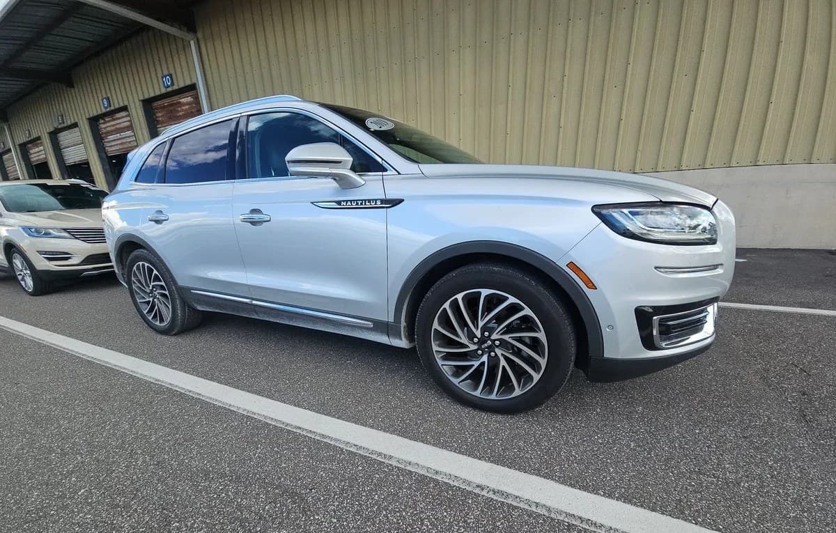 2019 LINCOLN NAUTILUS Reserve 4