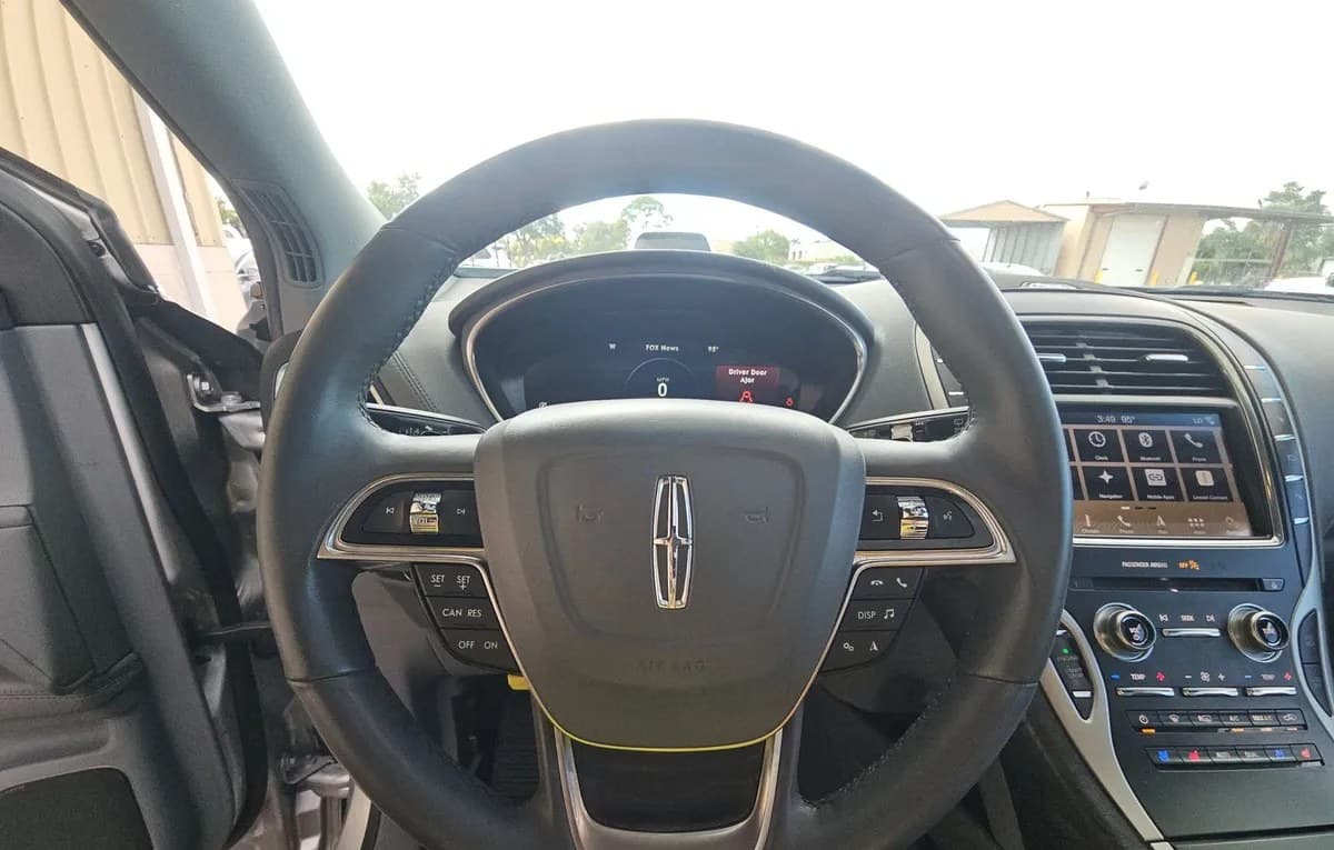 2019 LINCOLN NAUTILUS Reserve 7