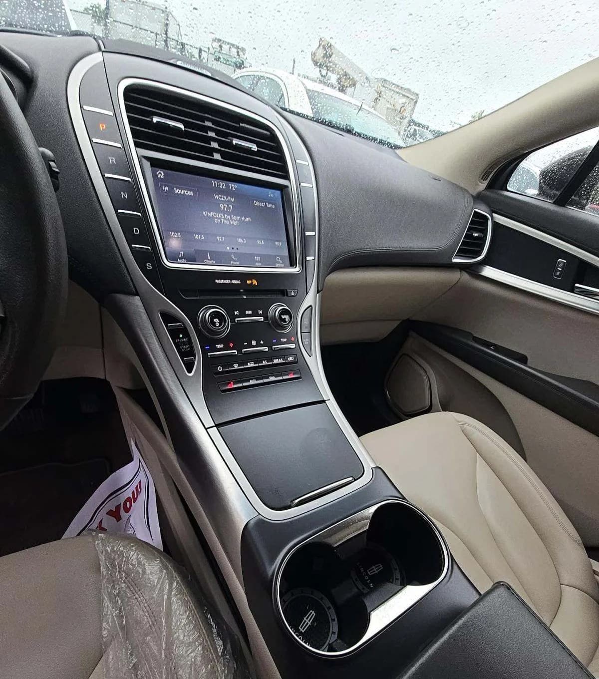 2019 LINCOLN NAUTILUS Standard 7