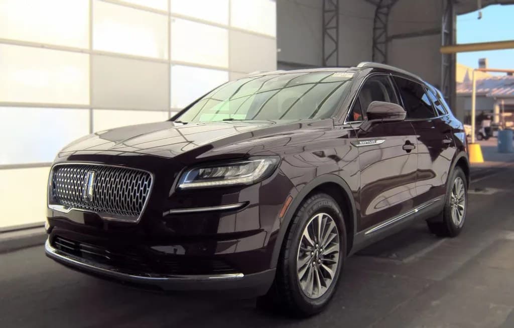2023 LINCOLN NAUTILUS STANDARD