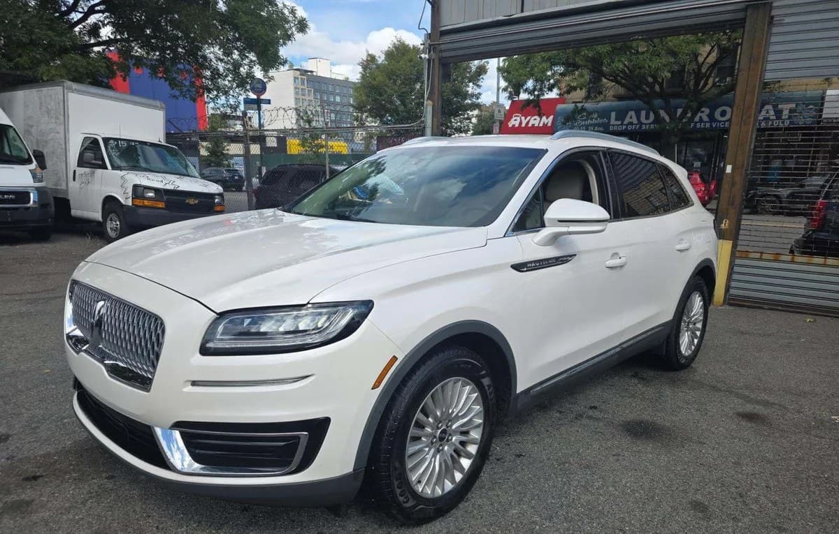 2019 LINCOLN NAUTILUS Standard 2