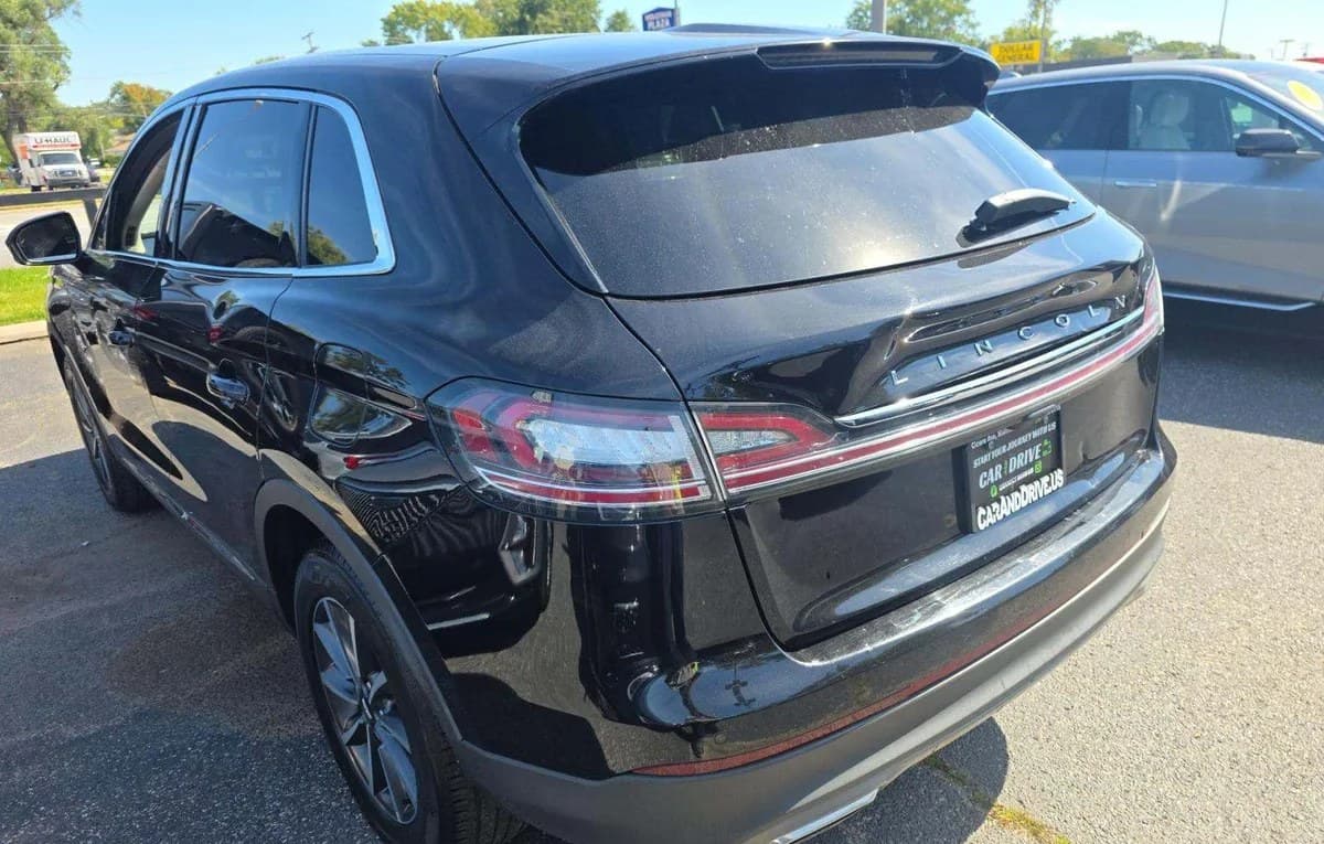 2021 LINCOLN NAUTILUS Standard 3