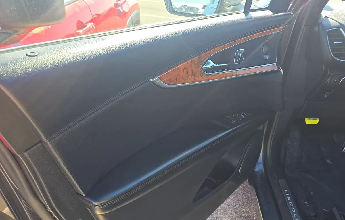 2019 LINCOLN NAUTILUS SELECT 6