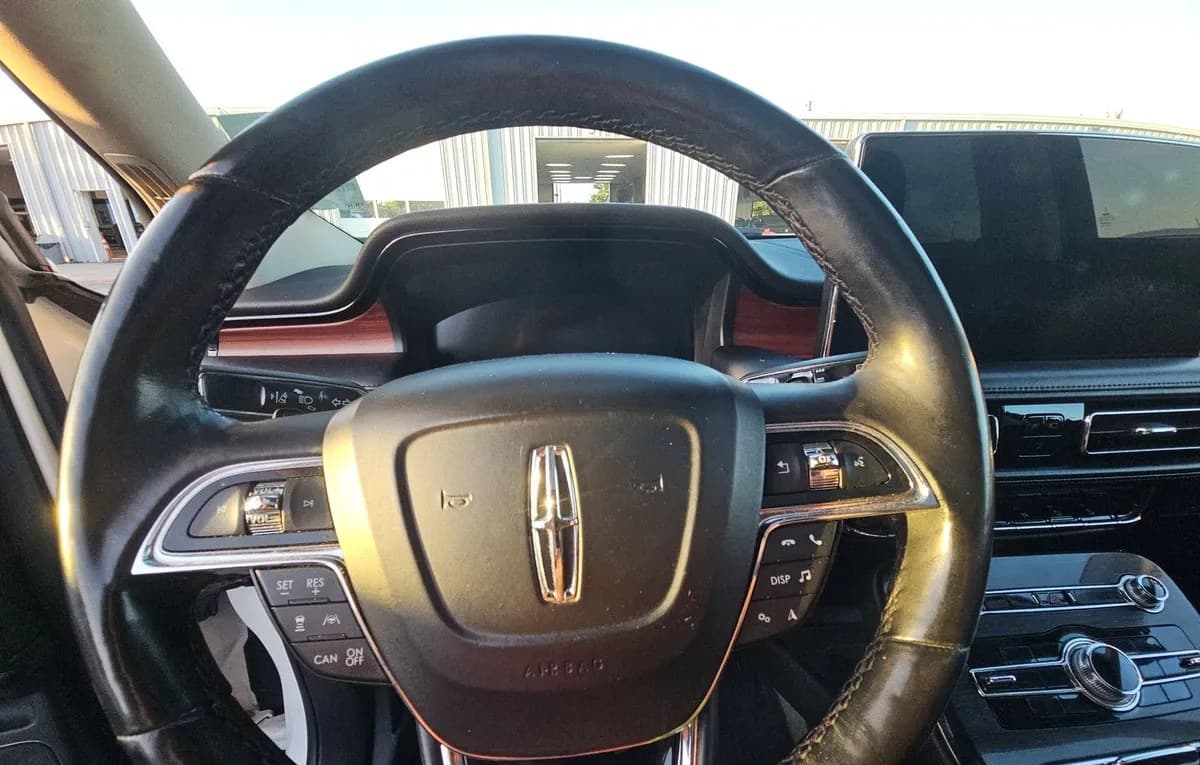2021 LINCOLN NAUTILUS RESERVE 7