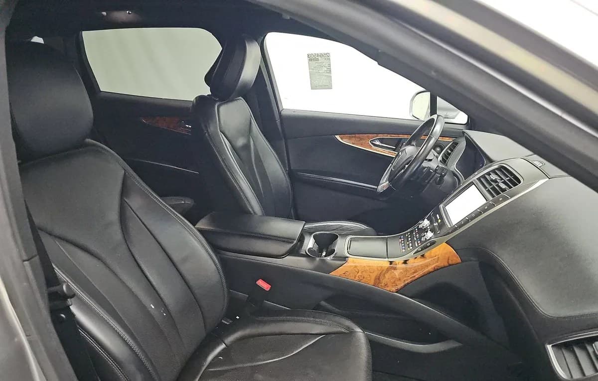 2020 LINCOLN NAUTILUS Reserve 5