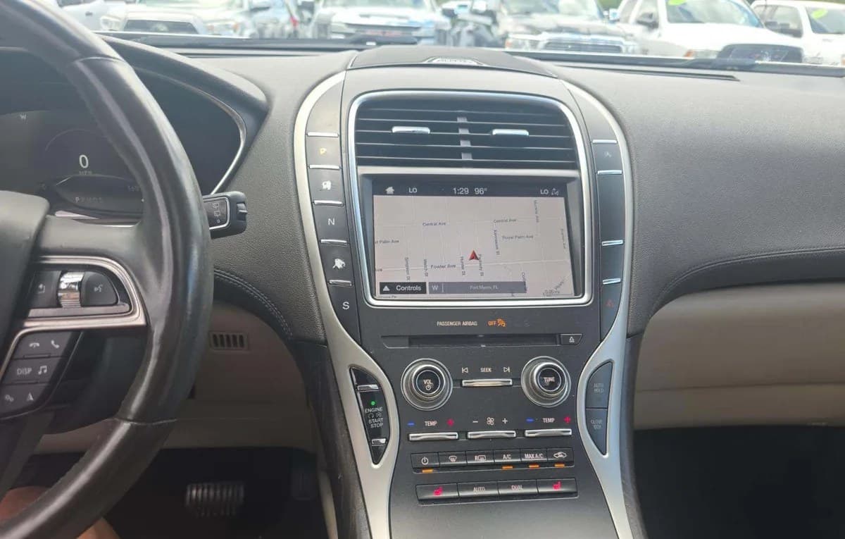 2019 LINCOLN NAUTILUS Select 7