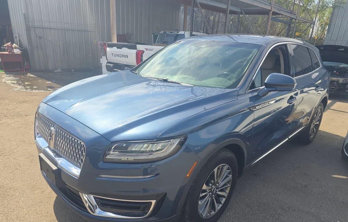 2019 LINCOLN NAUTILUS Select 2