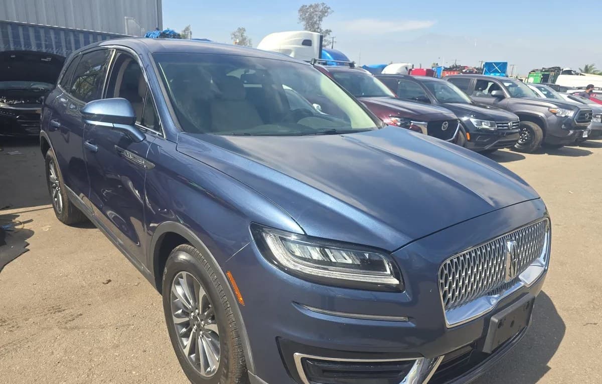2019 LINCOLN NAUTILUS Select 4