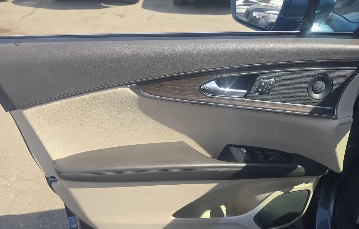 2019 LINCOLN NAUTILUS Select 6