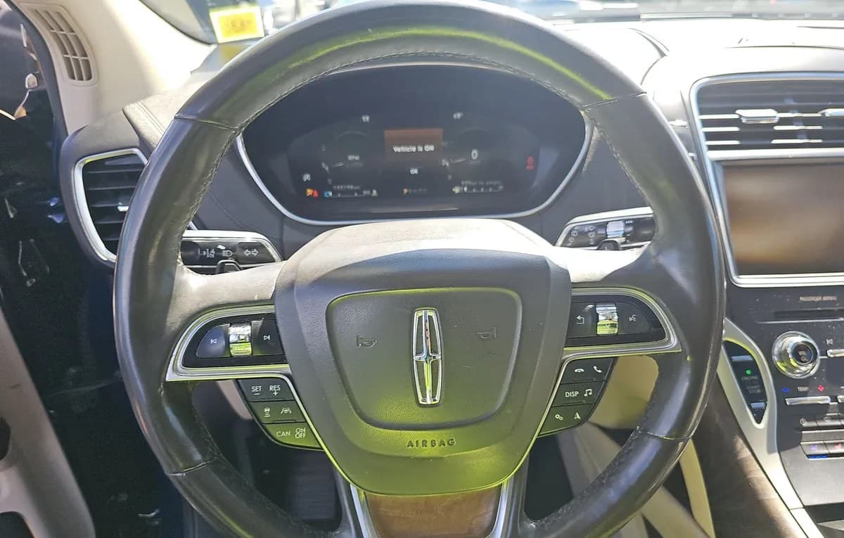 2020 LINCOLN NAUTILUS Reserve 7