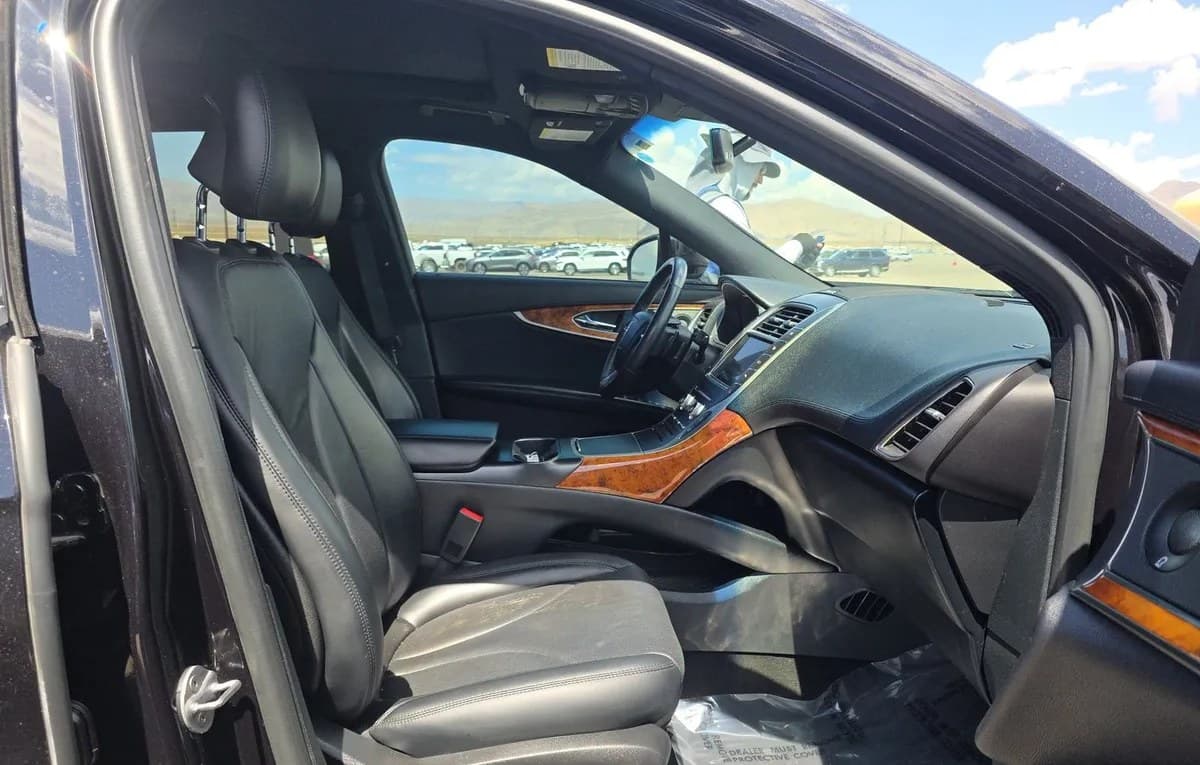 2019 LINCOLN NAUTILUS Reserve 5