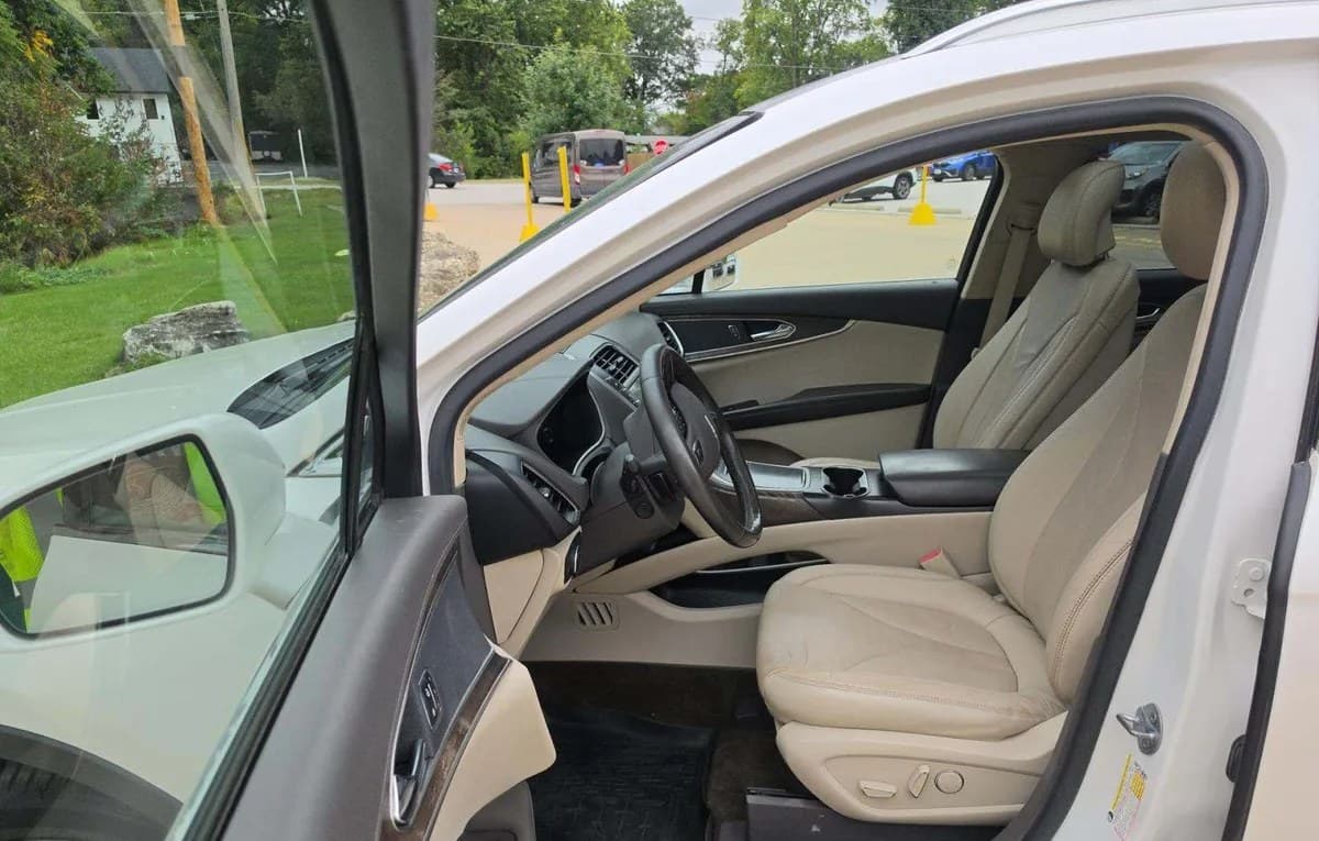 2017 LINCOLN MKX Reserve 4