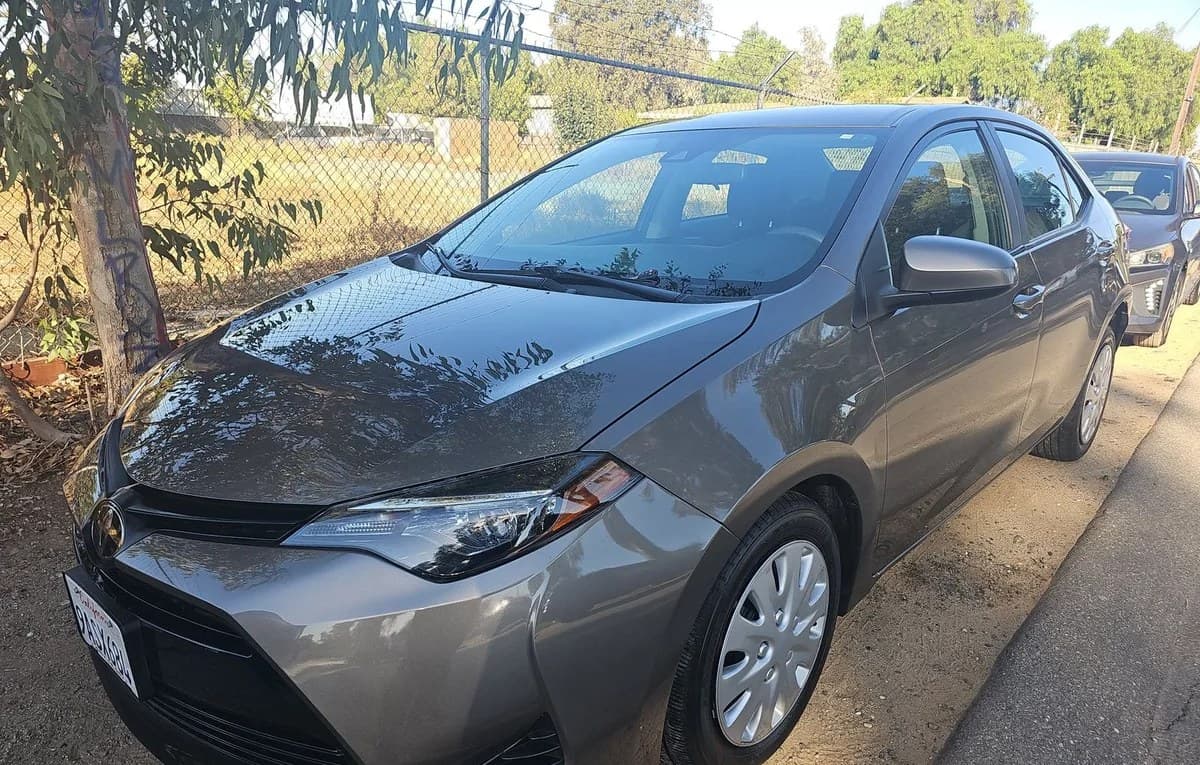 2019 TOYOTA COROLLA LE 2