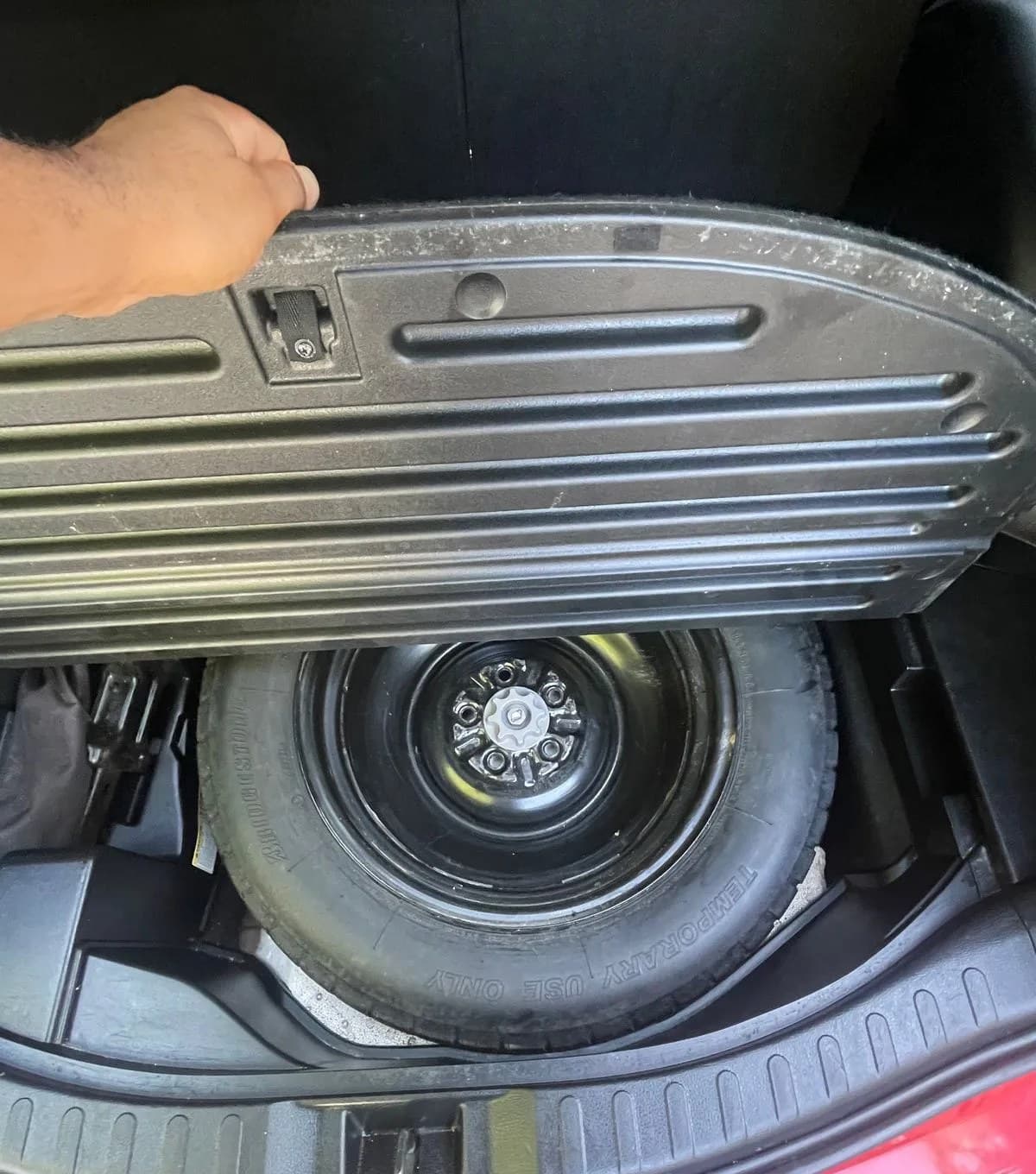 2017 TOYOTA RAV4 LE 6