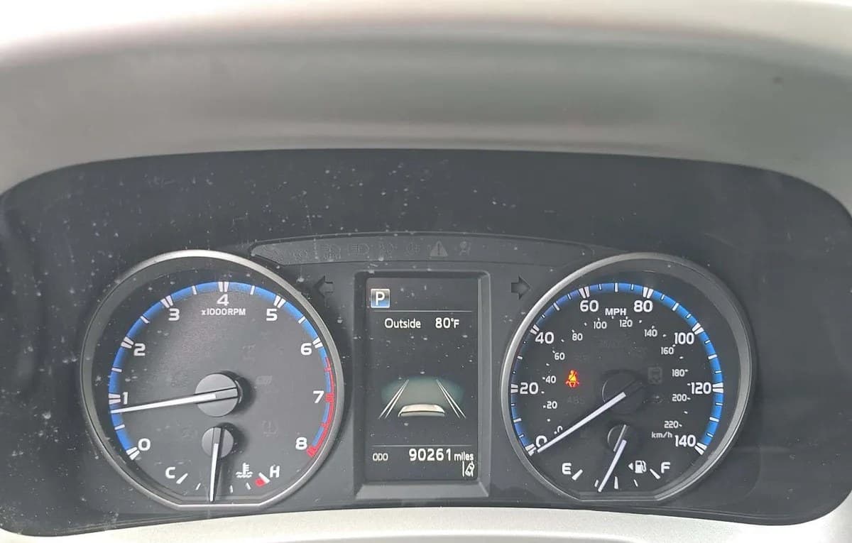 2018 TOYOTA RAV4 LE 6