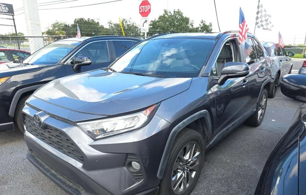 2019 TOYOTA RAV4 XLE PREMIUM