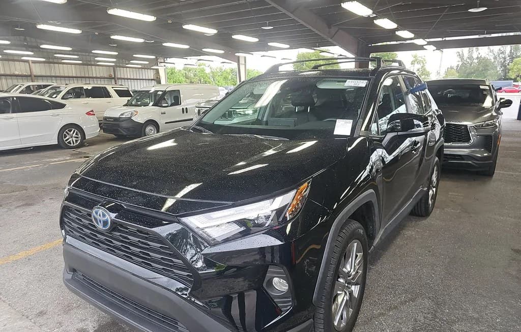 2023 TOYOTA RAV4 XLE PREMIUM