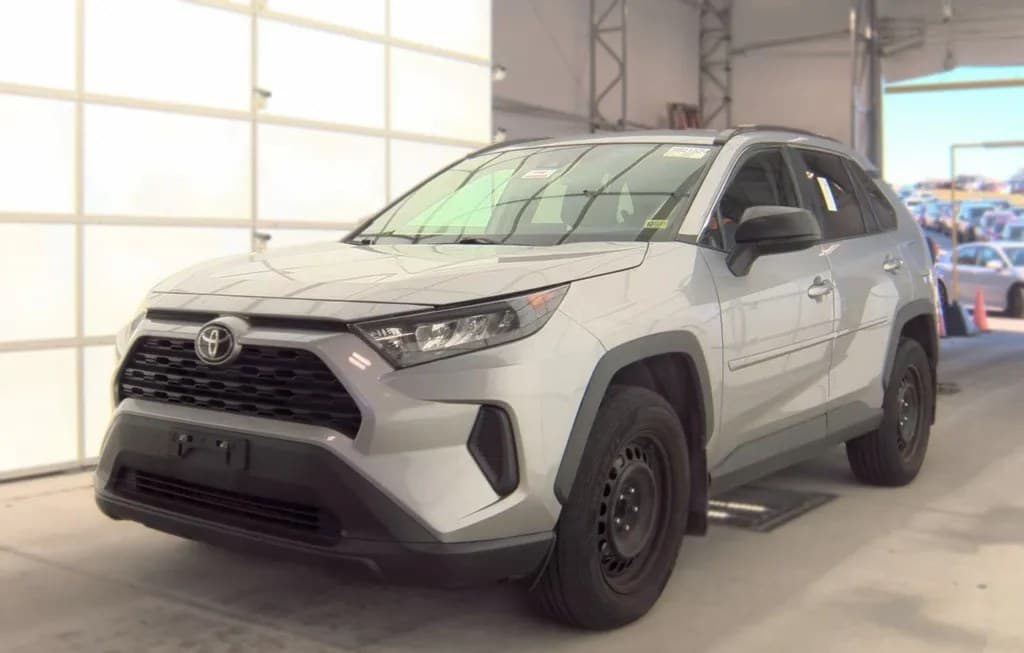 2021 TOYOTA RAV4 LE