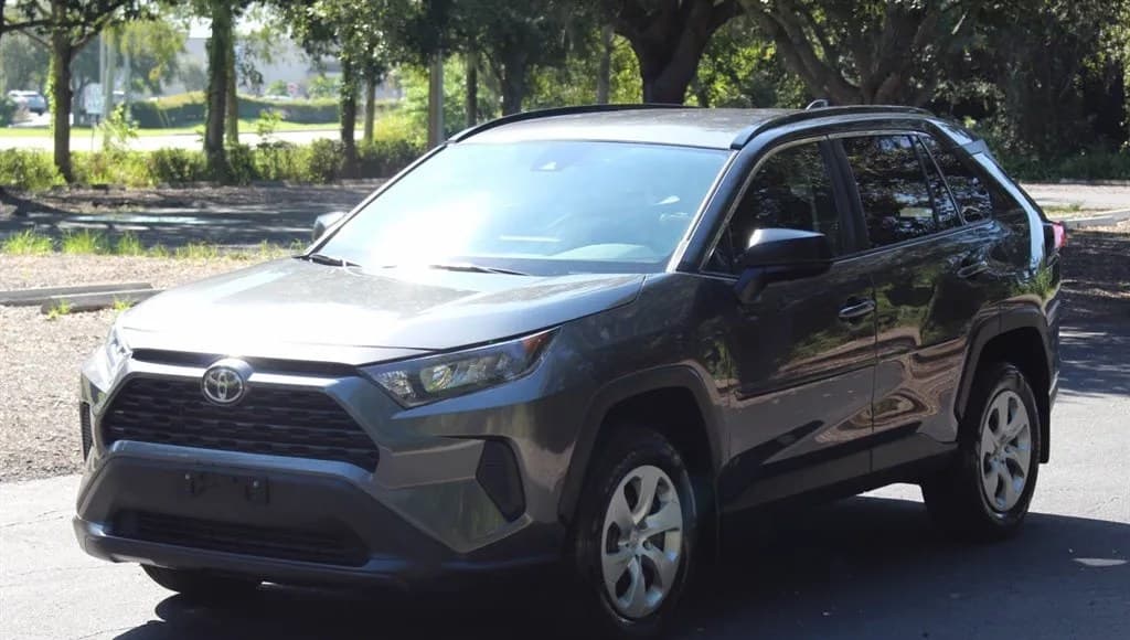 2019 TOYOTA RAV4 LE
