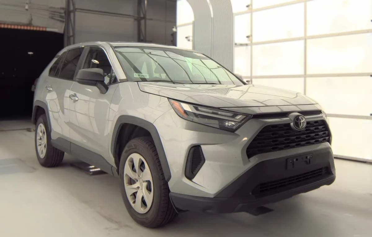 2024 TOYOTA RAV4 LE 4