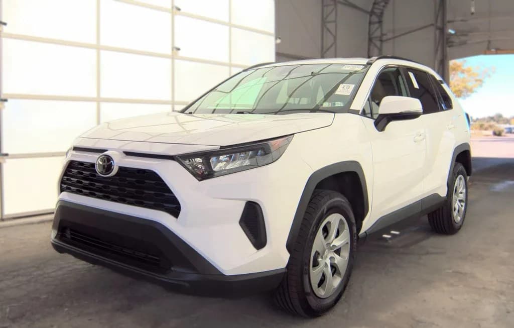 2021 TOYOTA RAV4 LE