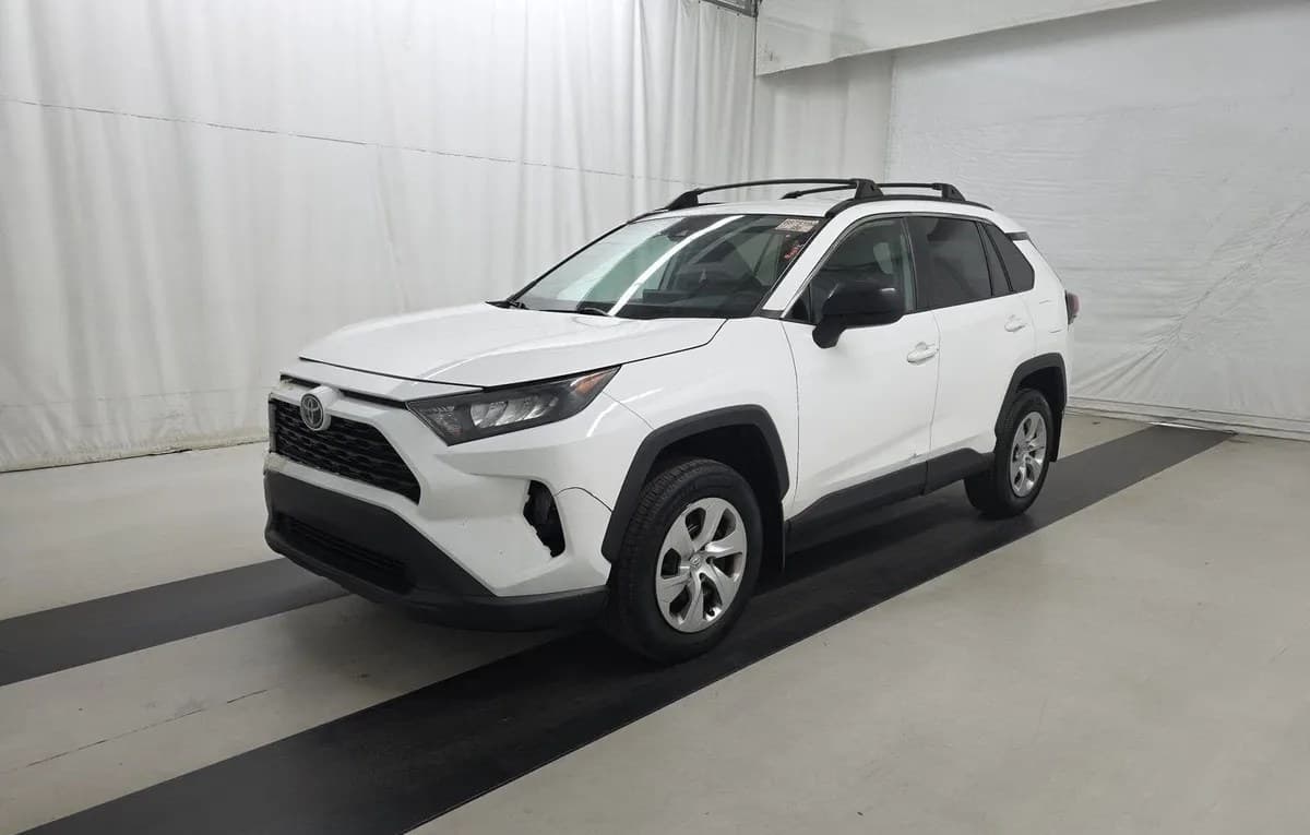 2021 TOYOTA RAV4 LE 2