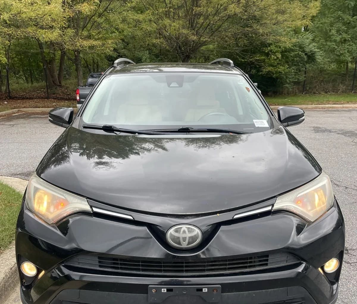 2018 TOYOTA RAV4 XLE 4