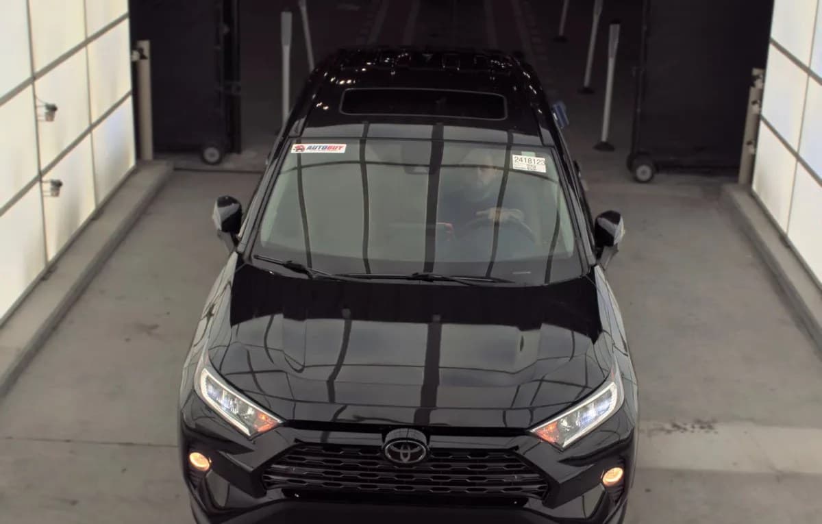 2021 TOYOTA RAV4 Limited 3