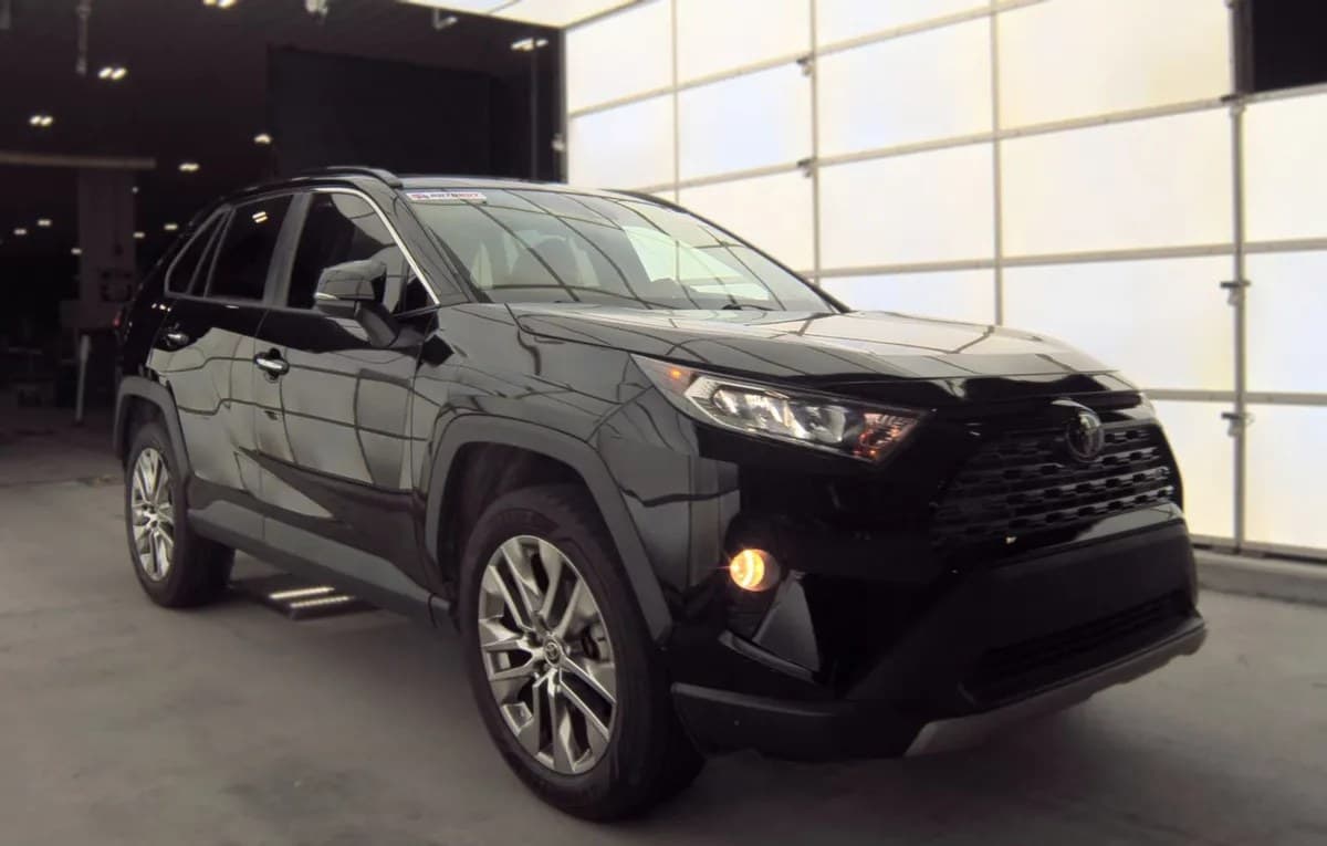 2021 TOYOTA RAV4 Limited 4