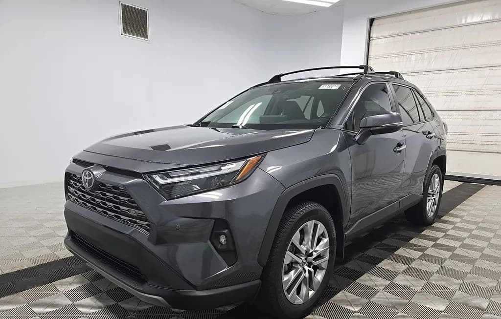 2025 TOYOTA RAV4 LIMITED