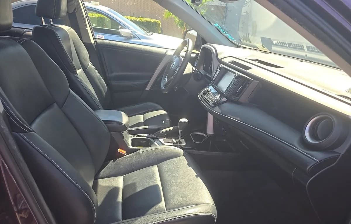 2017 TOYOTA RAV4 Limited 5