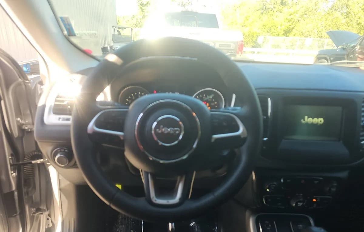 2020 JEEP COMPASS Sport 7