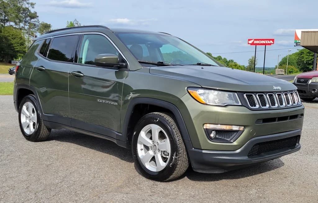 2017 JEEP COMPASS LATITUDE 1