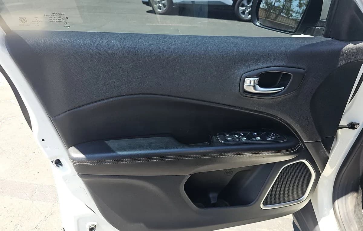 2019 JEEP COMPASS Latitude 6