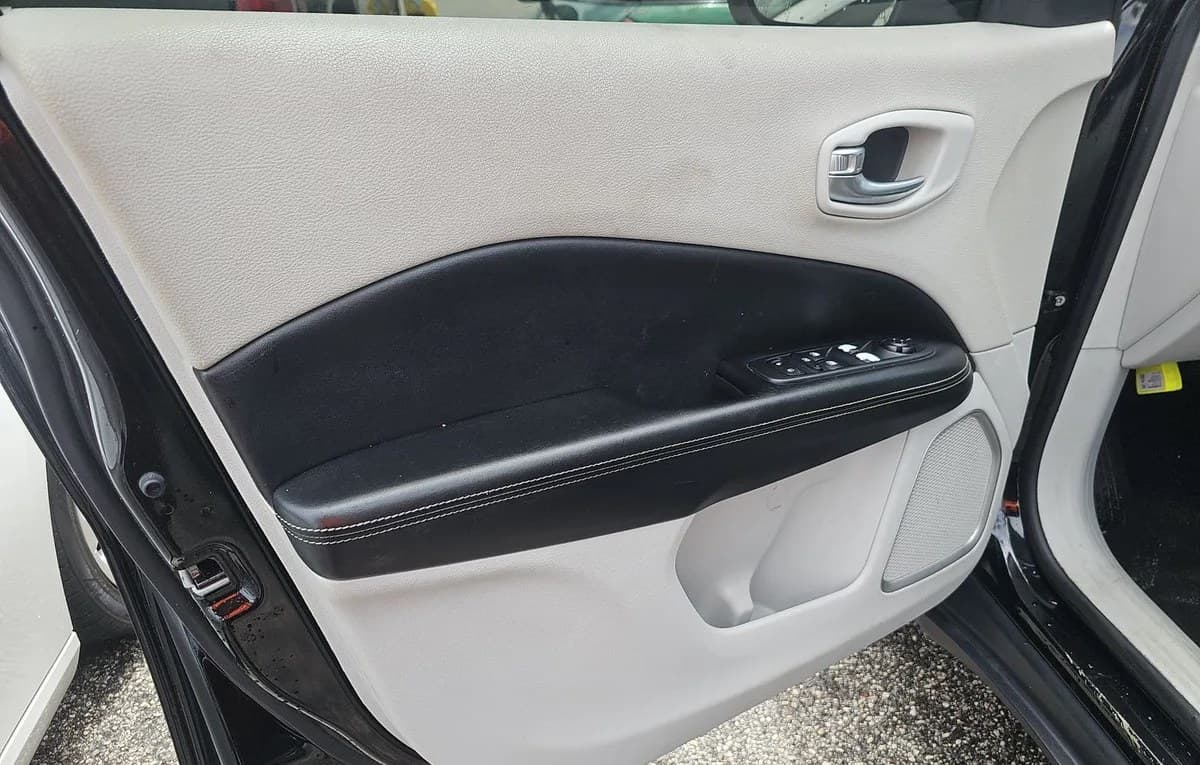 2019 JEEP COMPASS Latitude 5