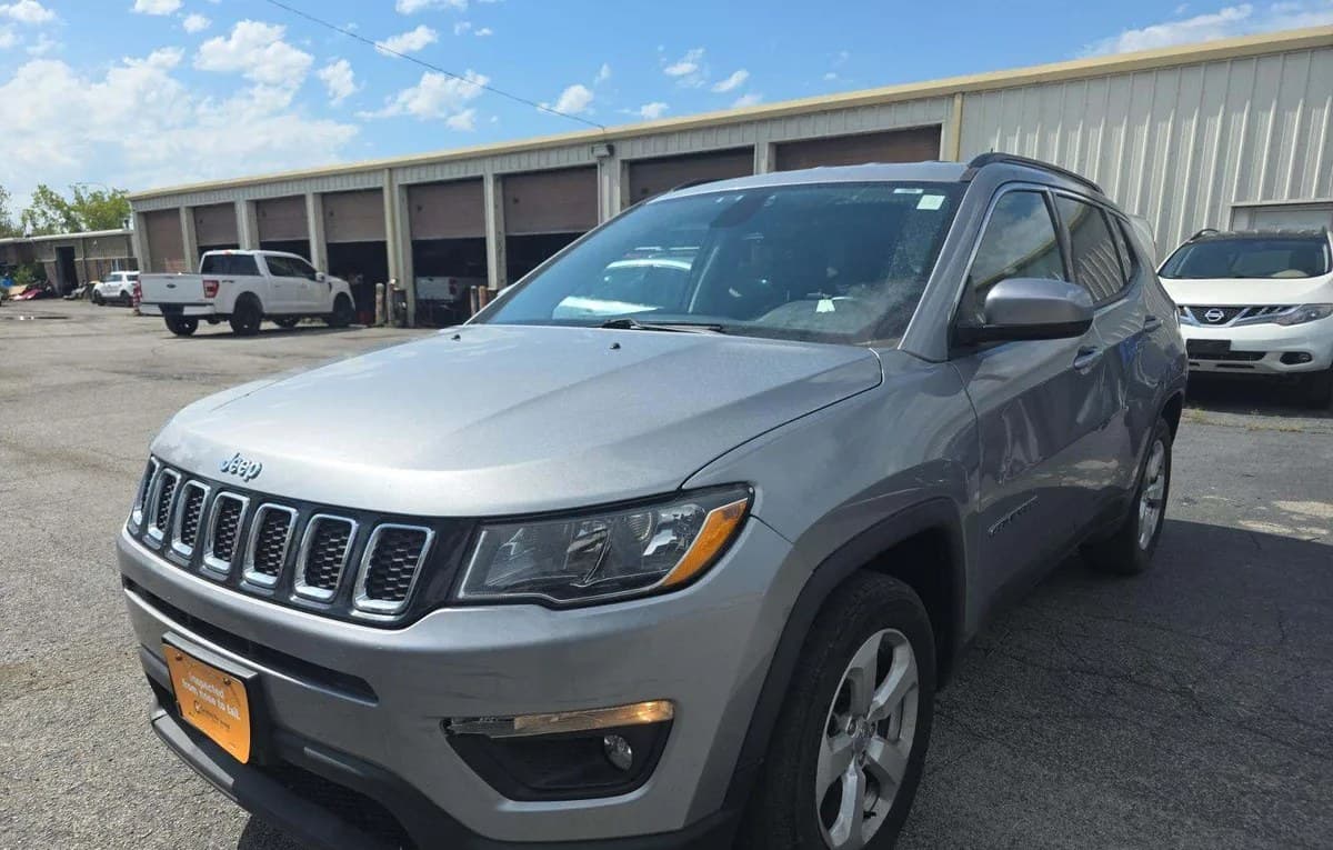 2019 JEEP COMPASS Latitude 2