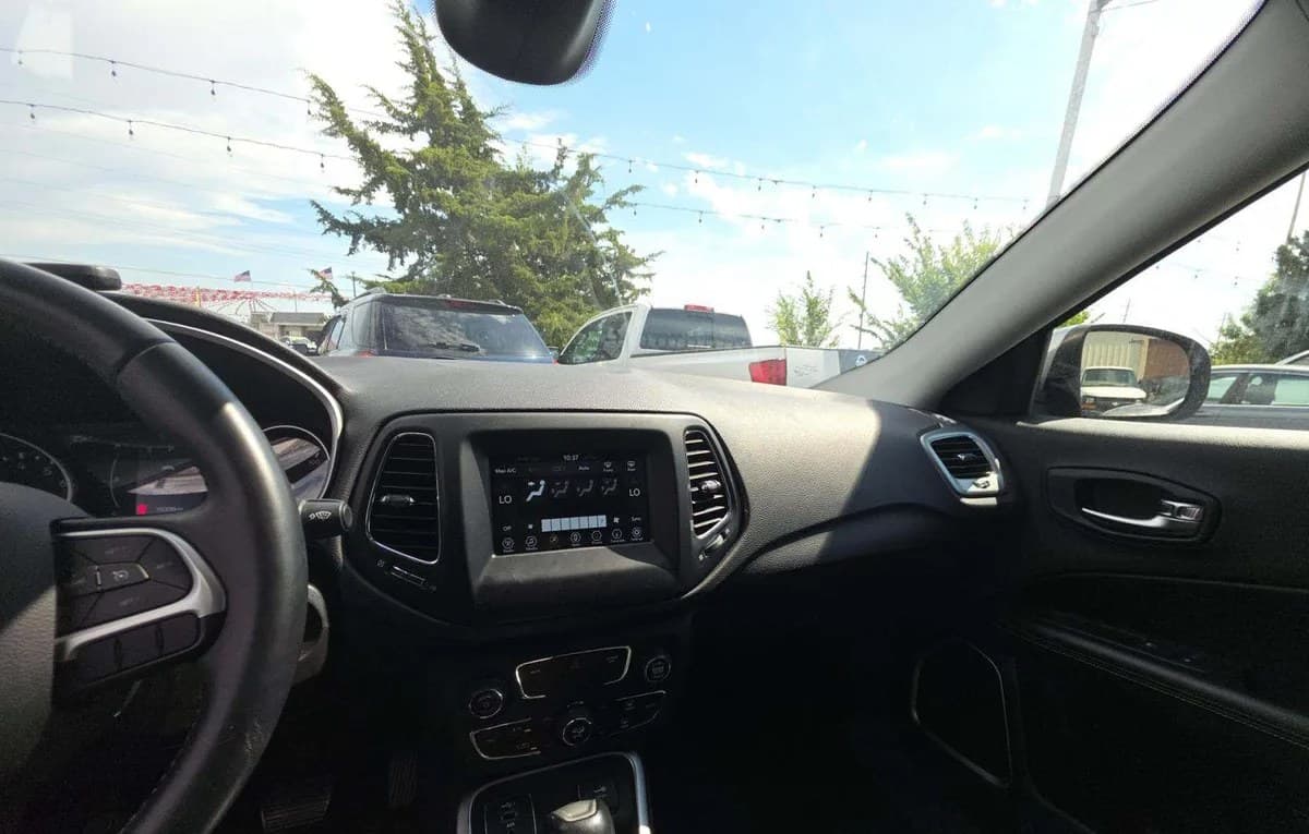 2019 JEEP COMPASS Latitude 7