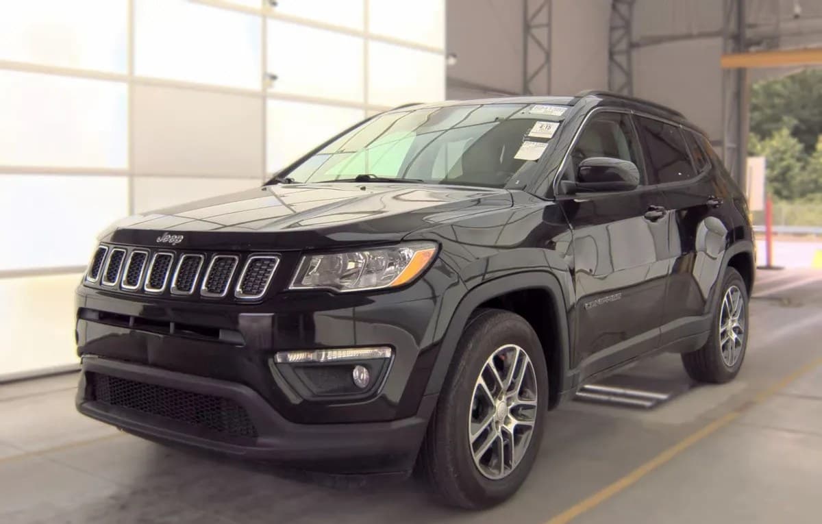 2018 JEEP COMPASS LATITUDE W/SUN & WHEEL PKG 2