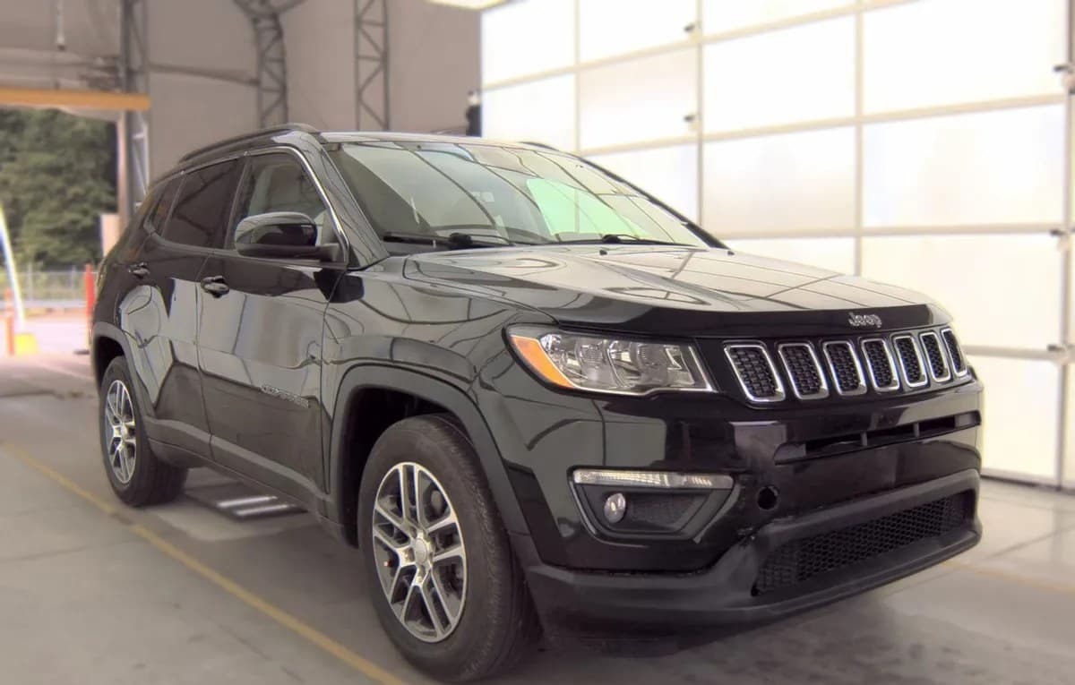 2018 JEEP COMPASS LATITUDE W/SUN & WHEEL PKG 4