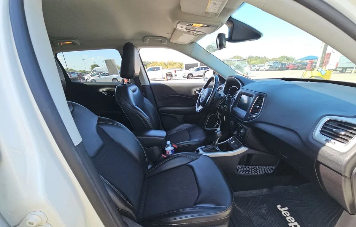 2020 JEEP COMPASS Latitude 5