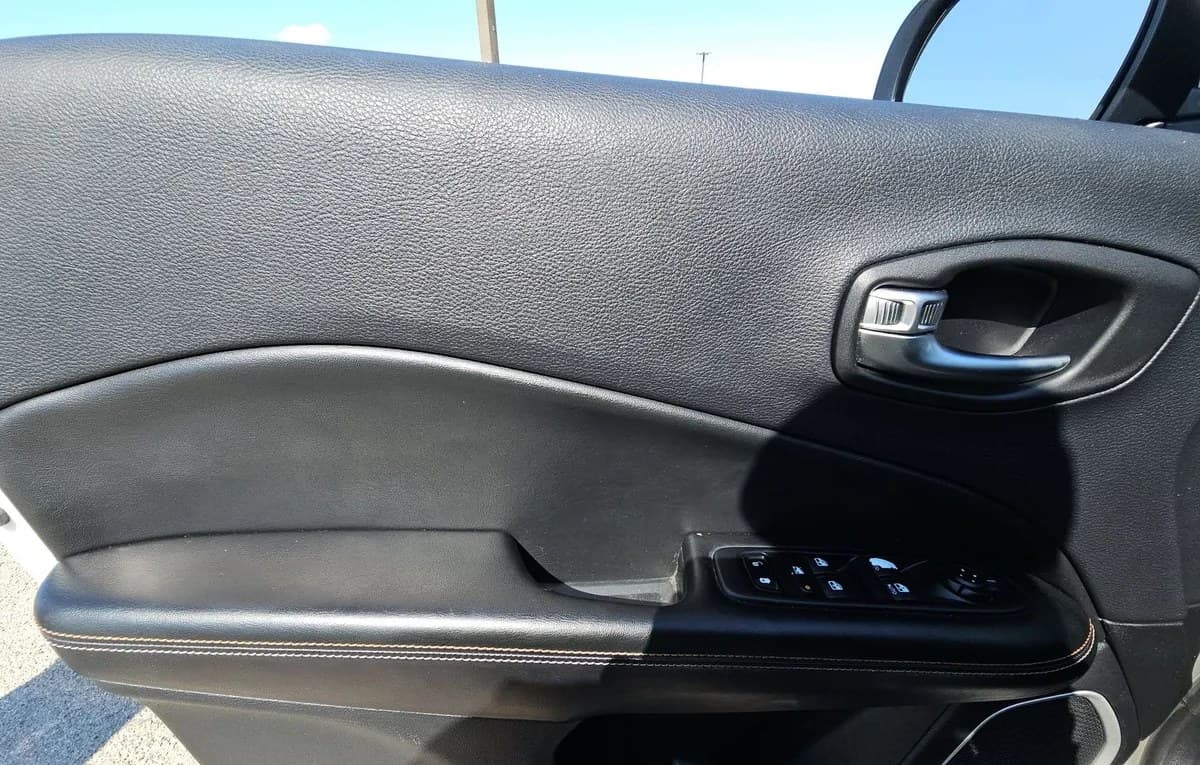 2020 JEEP COMPASS Latitude 6
