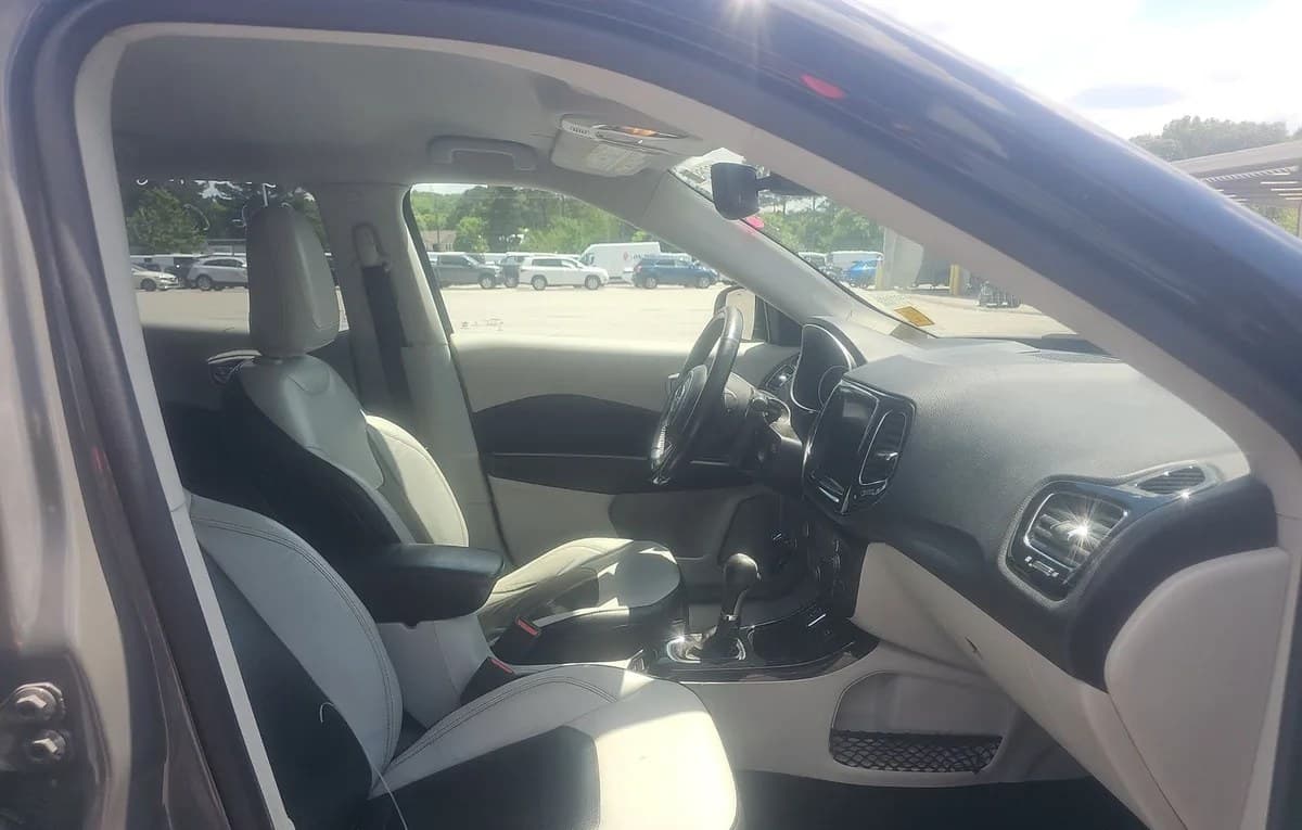 2020 JEEP COMPASS LIMITED 5