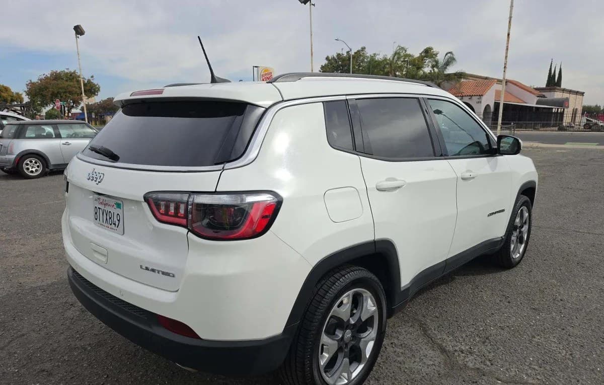 2021 JEEP COMPASS Limited 4