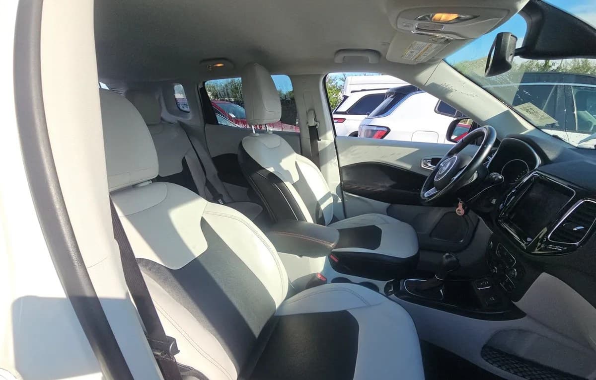 2020 JEEP COMPASS Limited 5