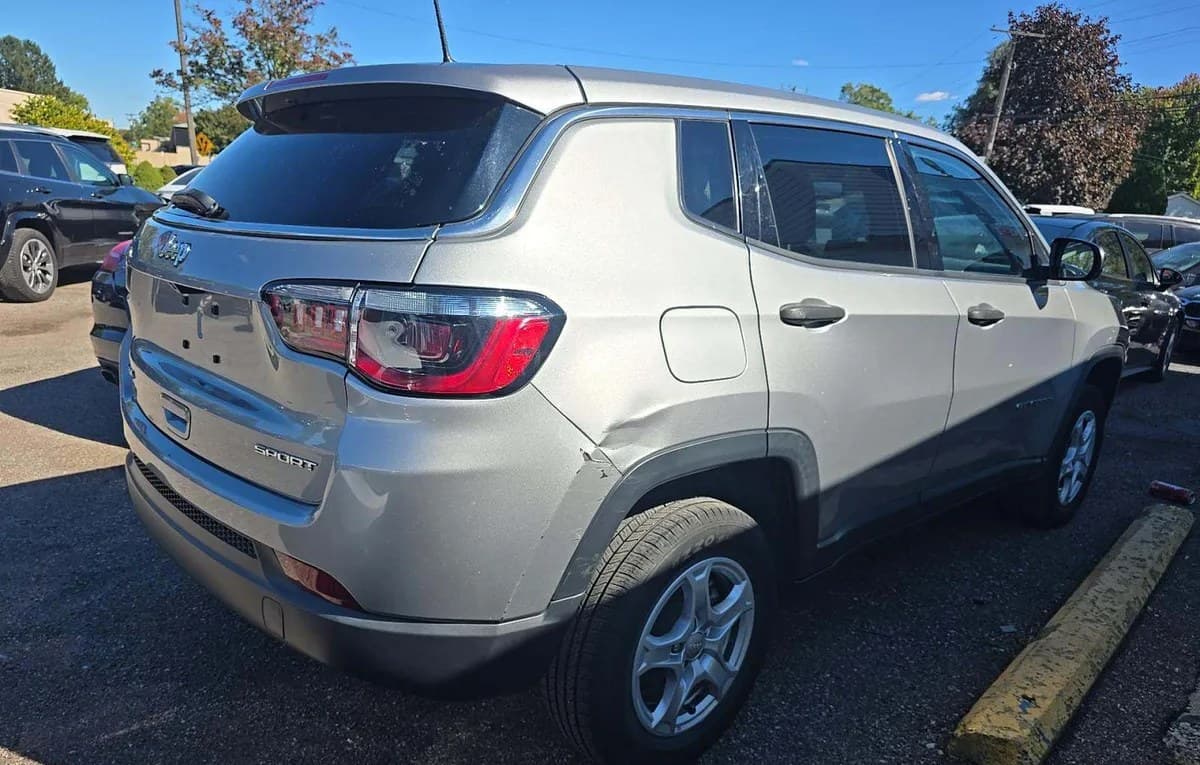 2022 JEEP COMPASS Sport 2